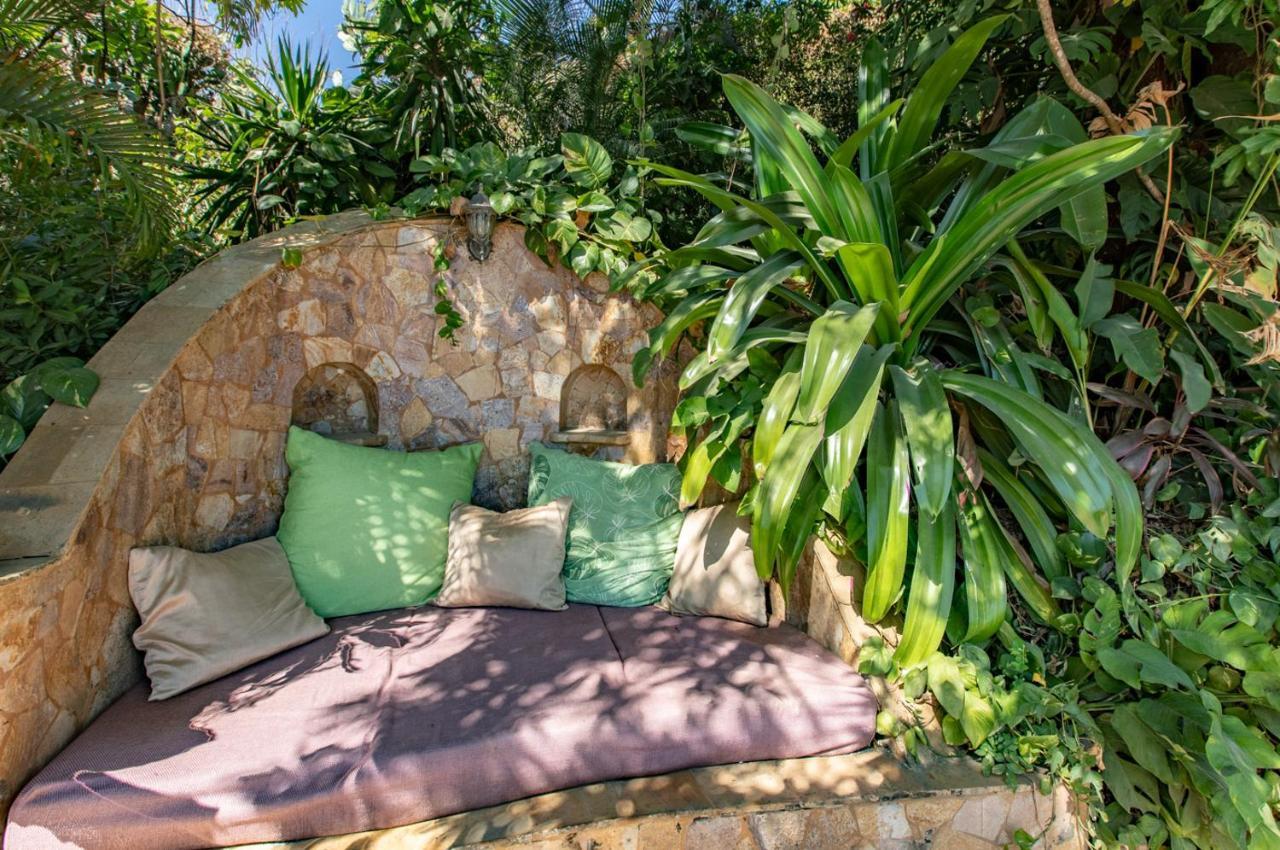 Villa Mango B&B ノサラ エクステリア 写真